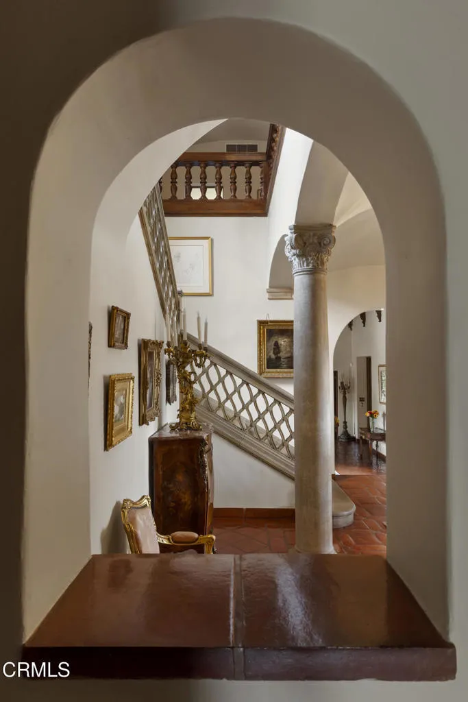 262 S San Rafael Avenue, Pasadena, California 91105 home-pic-26